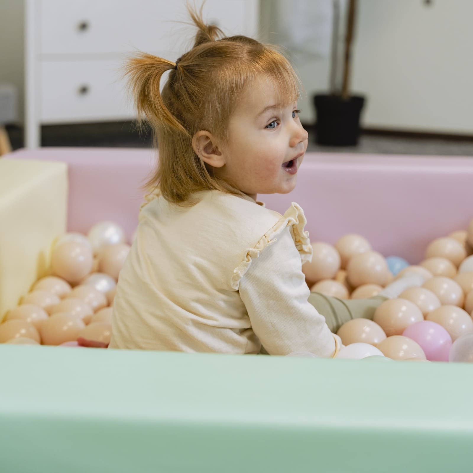 Soft Play Square Ball Pit - Ball Play Heaven-Ball Pit-IGLU Soft Play-white-Natural CuteNest