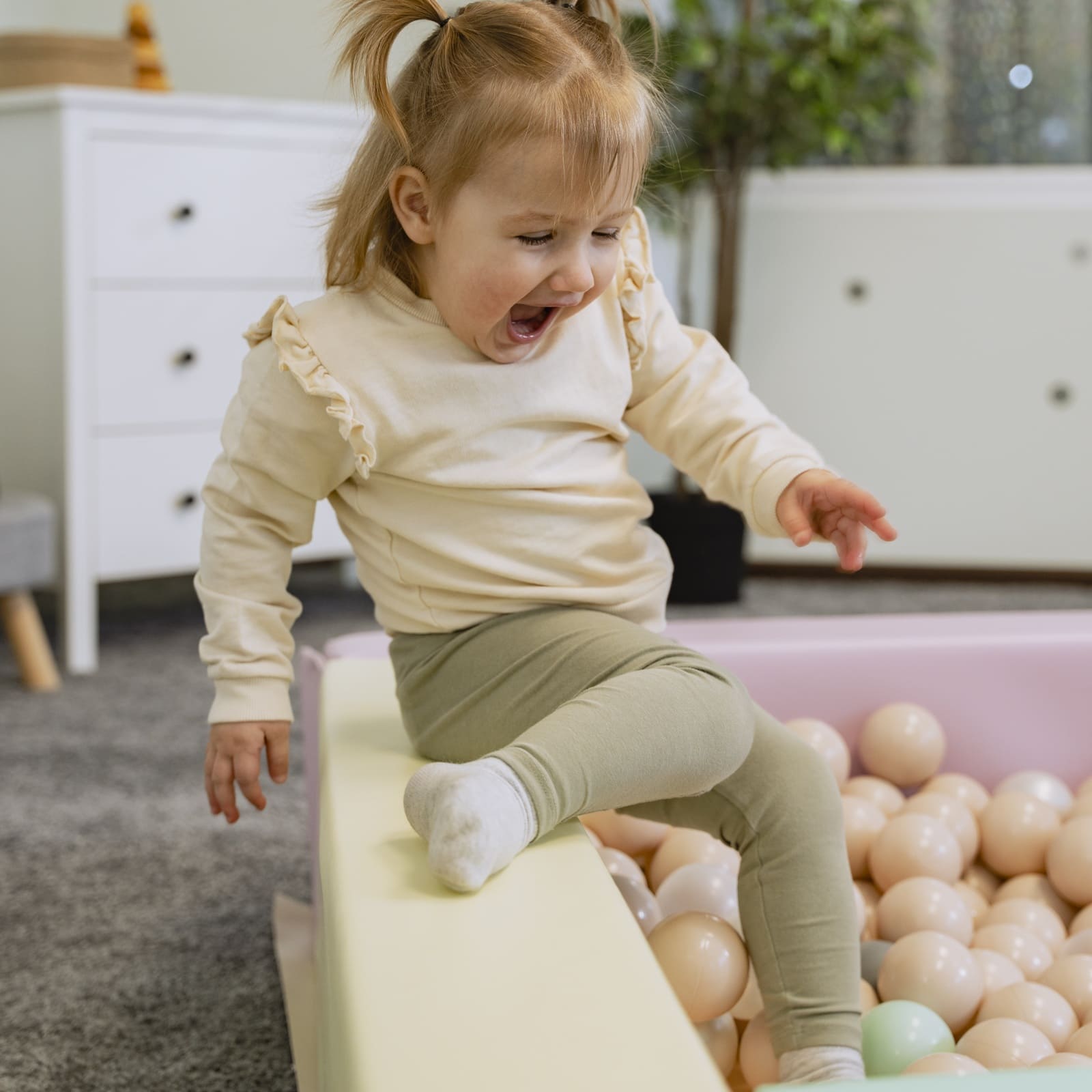 Soft Play Square Ball Pit - Ball Play Heaven-Ball Pit-IGLU Soft Play-white-Natural CuteNest