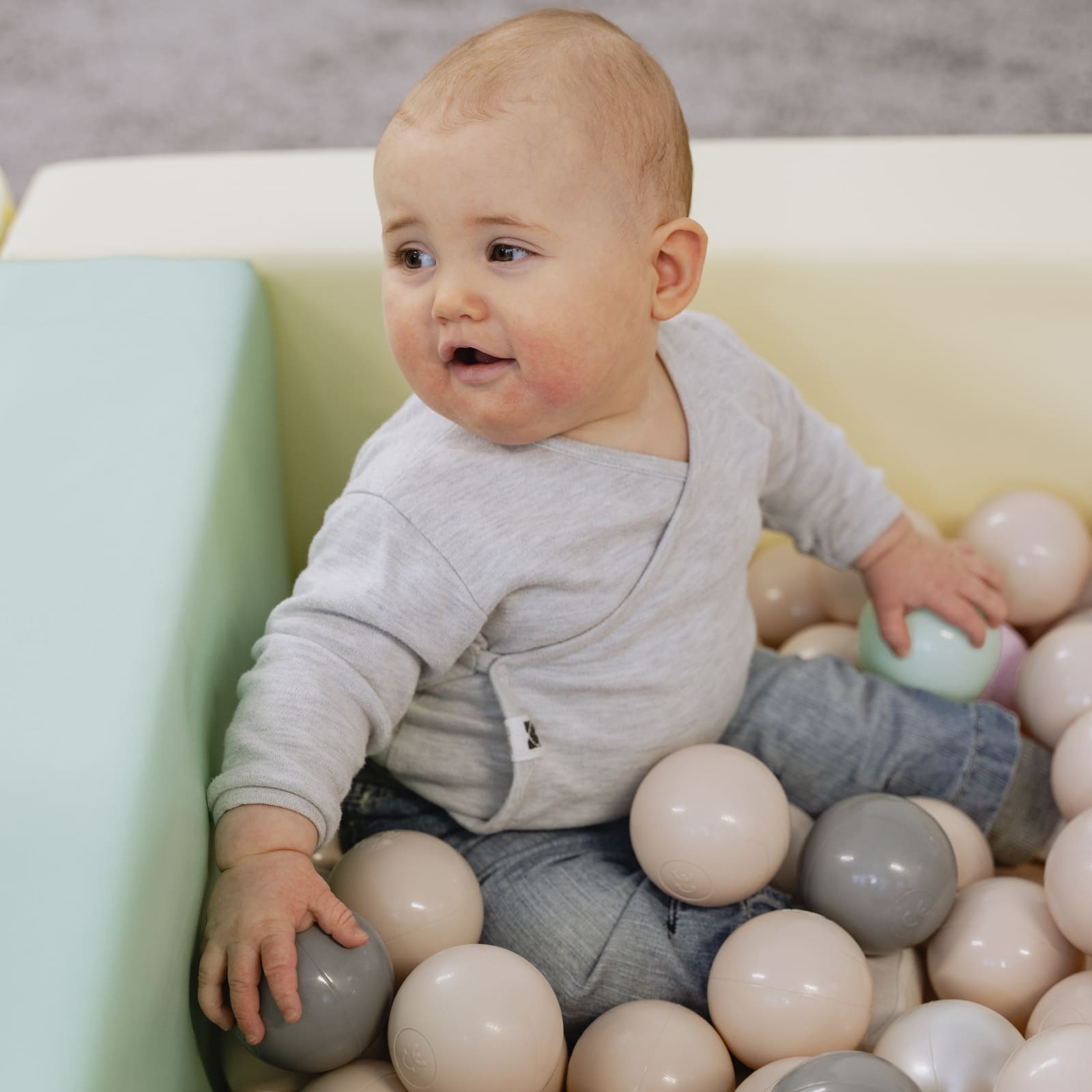 Soft Play Square Ball Pit - Ball Play Heaven-Ball Pit-IGLU Soft Play-white-Natural CuteNest